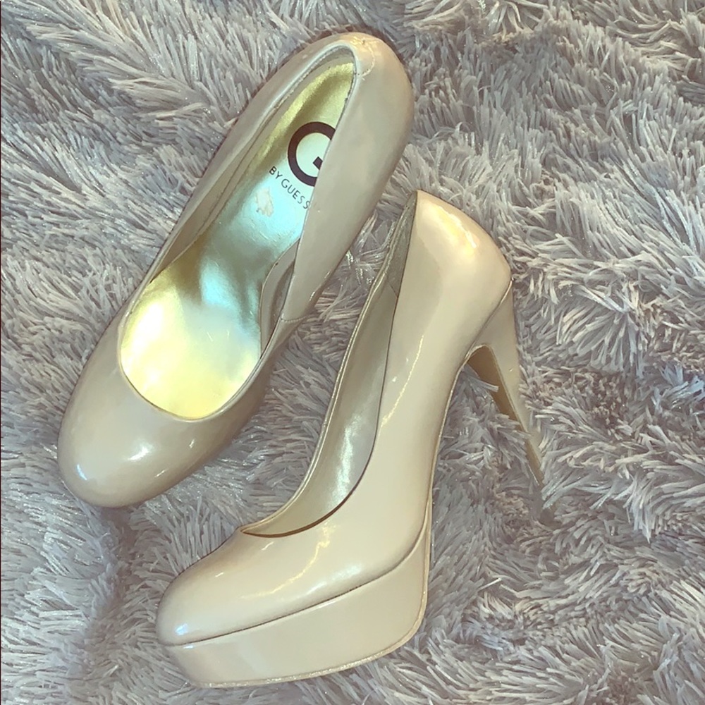 Guess Nude Pumps